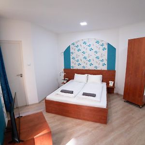 Private Bathroom King Room